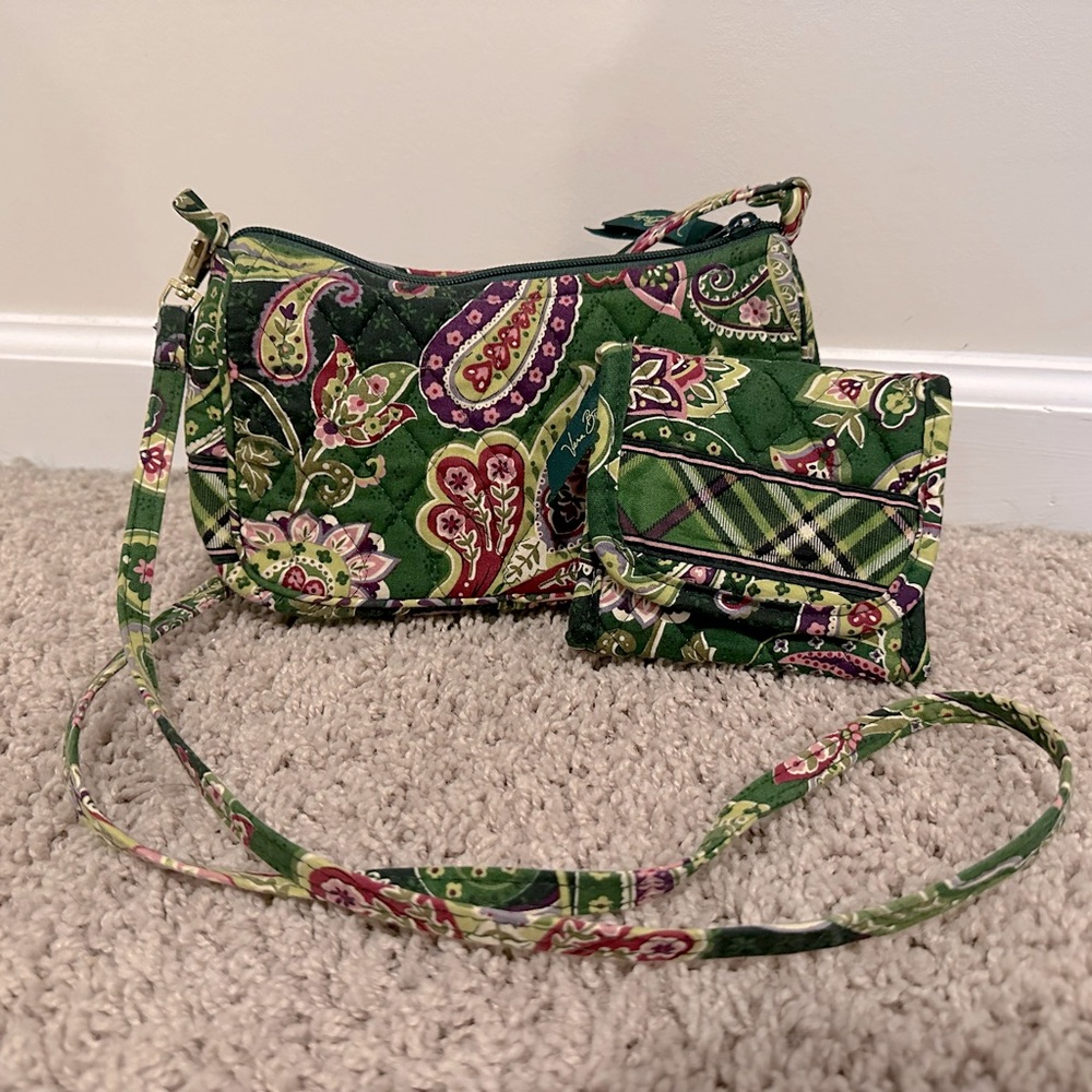 Vera Bradley RETIRED Chelsea Green Paisley Crossbody Purse w/Wallet